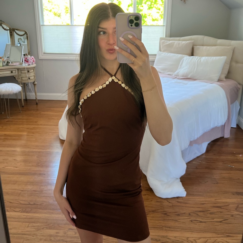 Lulu's Chocolate Brown Shell-Trim Mini Dress Size Small - Picture 8 of 8
